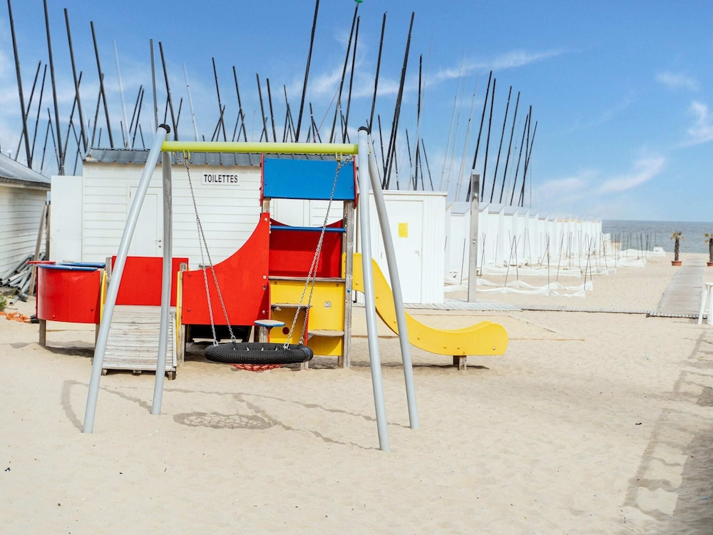 Apartment in Knoke Near the Beach