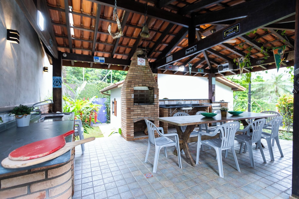 300m da praia com AC - Brazilian Corner