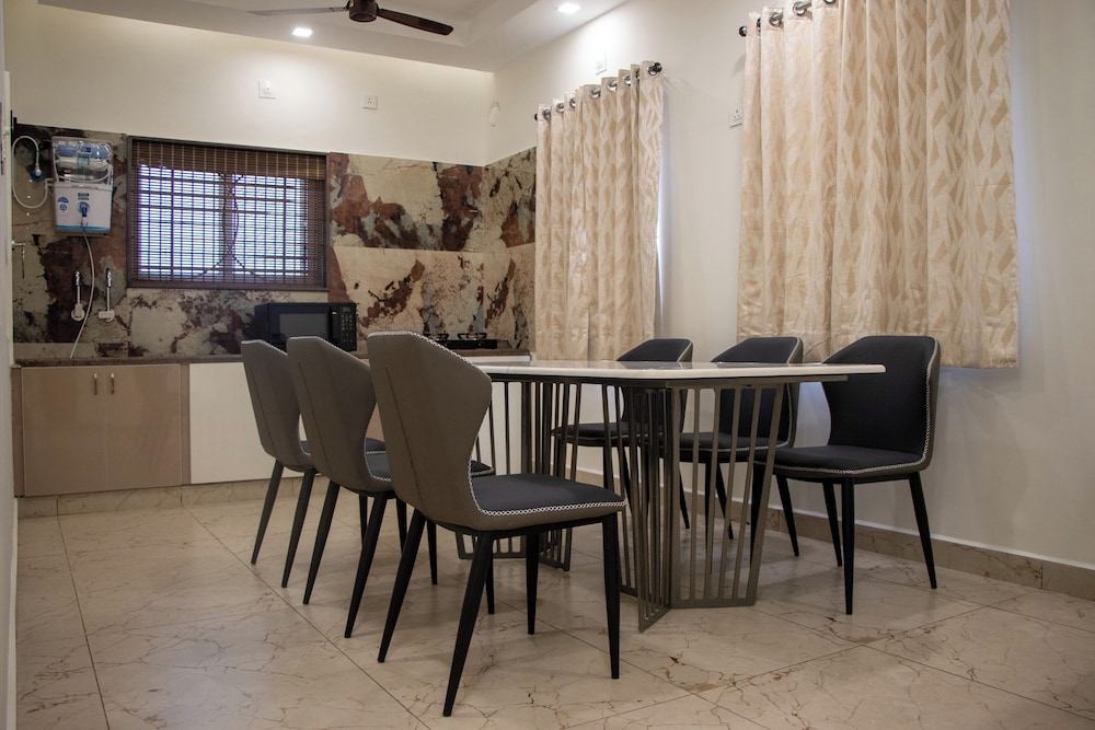 Twin Villa Luxury Stays
