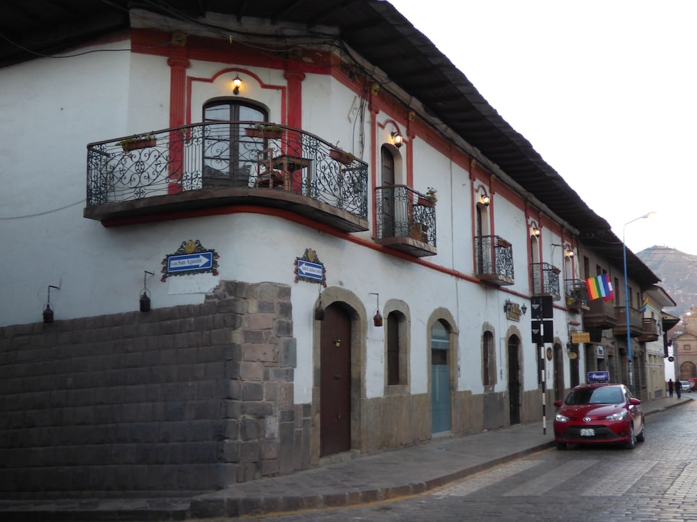 Peruvian Hostal