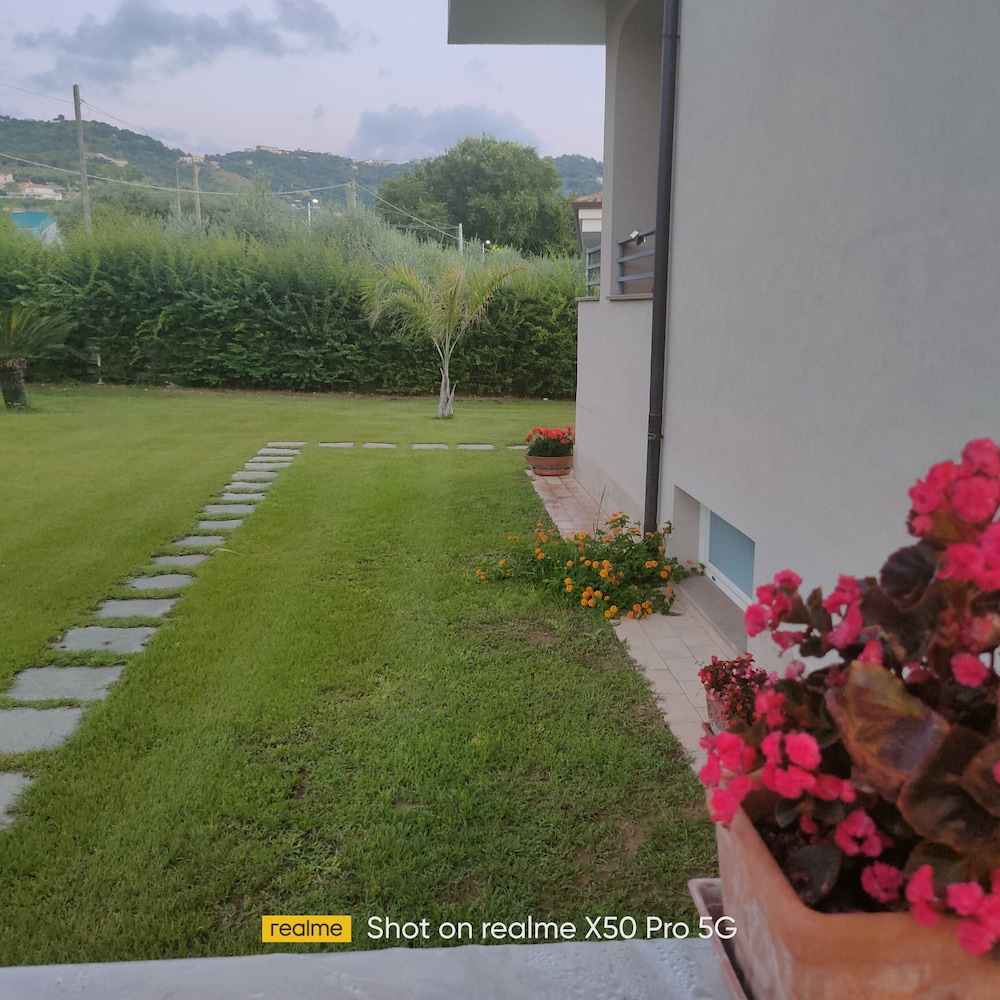 Villa Lauro Luxury B&B