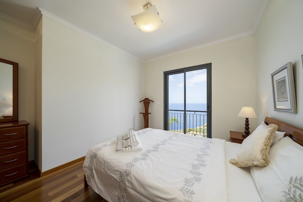 Casa Amaro Mar by Our Madeira