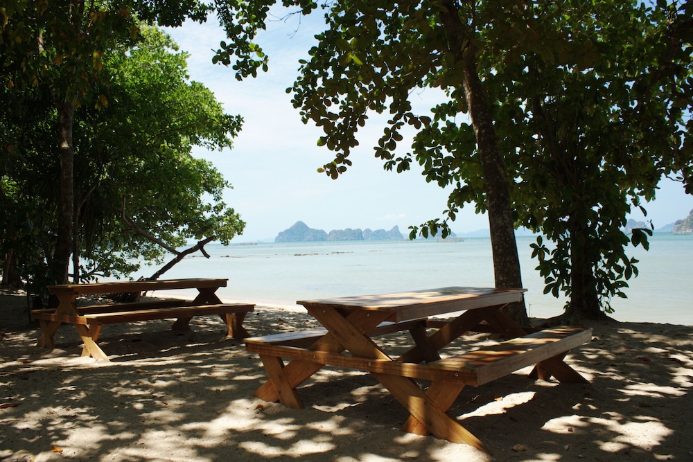 Khao Tong Villa at Melina