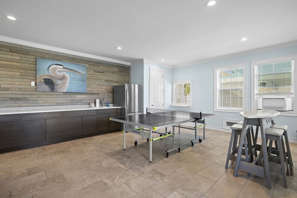 143 Catch And Relax: 5br Home W/ Pool & Spa! 5 Bedroom Home