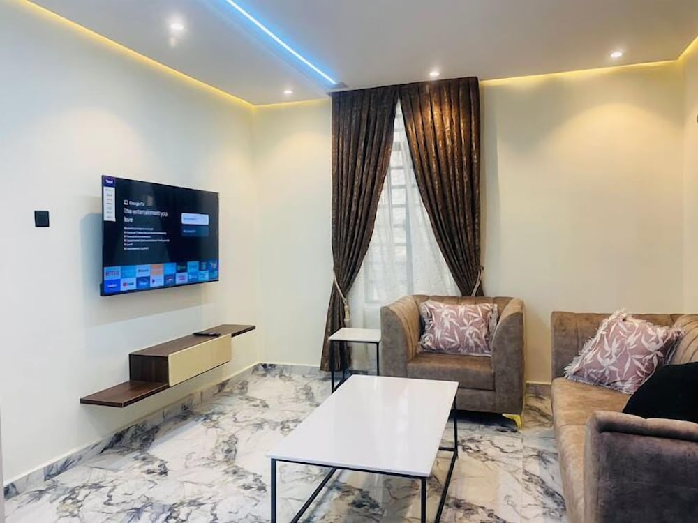 LV 21 APARTMENT
