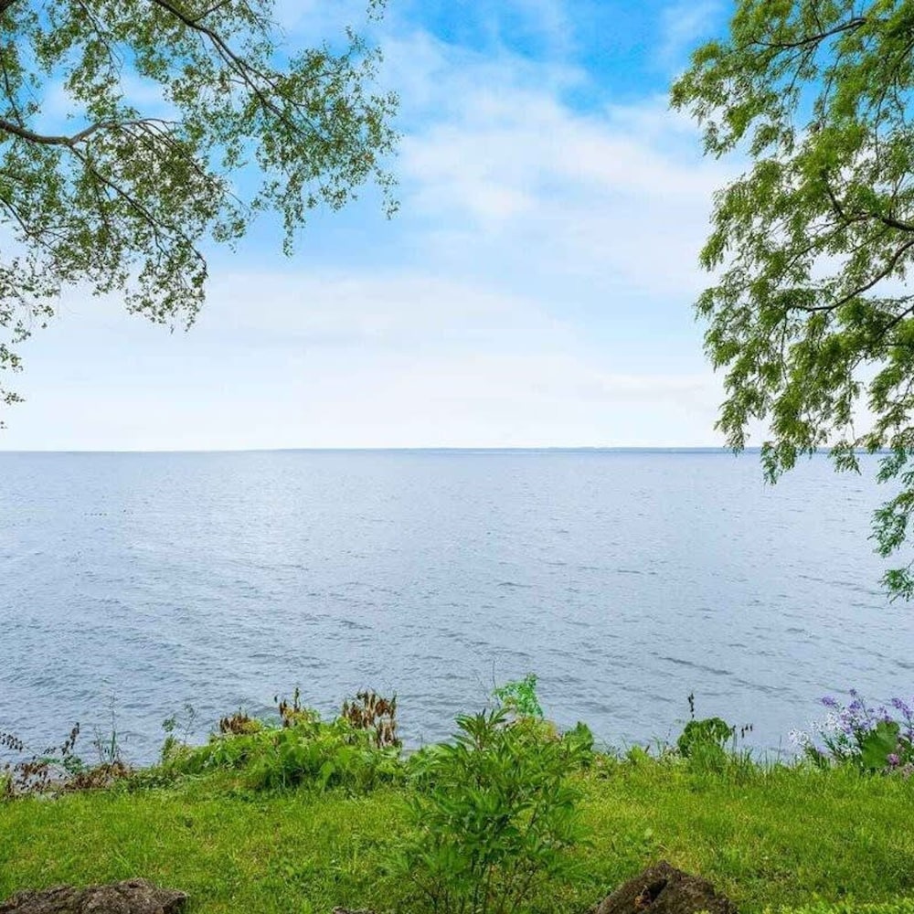 Luxury Waterfront Fairytale Home -carmen Elisabeth