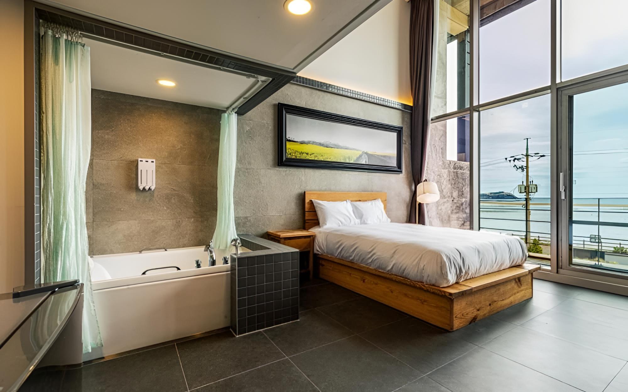 Jeju Rumine Pension