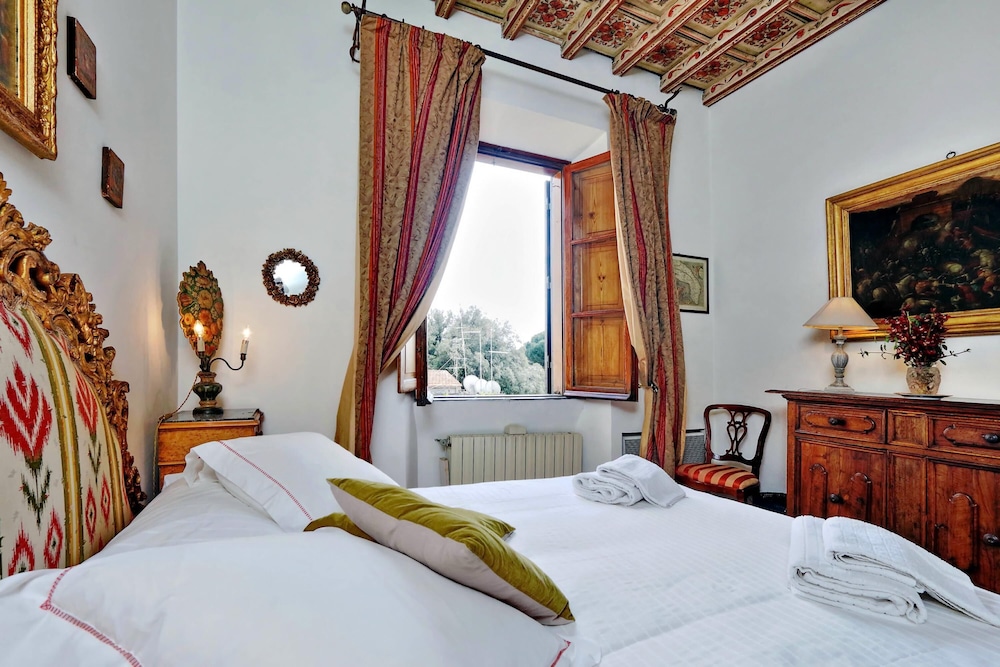 Treasurerome Colosseum Terrace 2BR