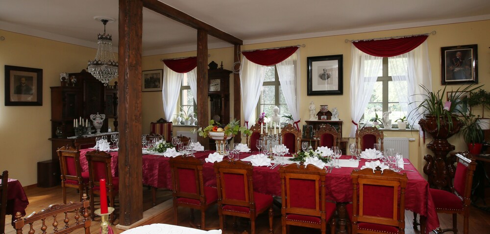 Pension & Weinstube Hofgärtnerei