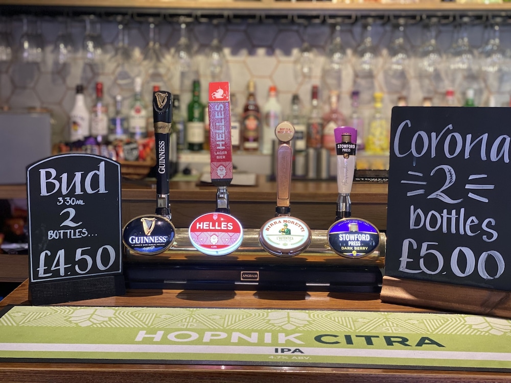 Burlton Inn