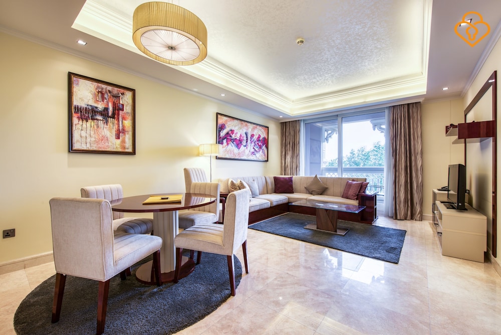 Grandeur Residence 1/bed Apt.