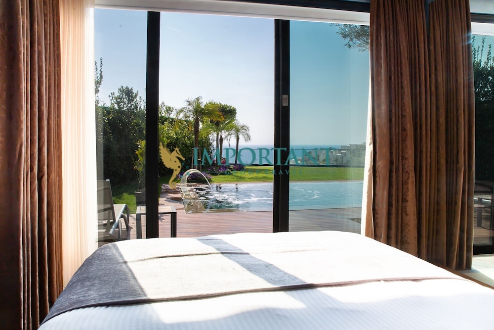 Farilya Villas by Important Group Travel