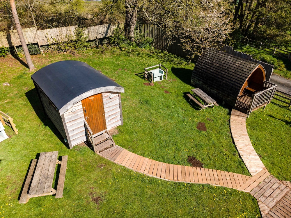 Orchard Hideaways
