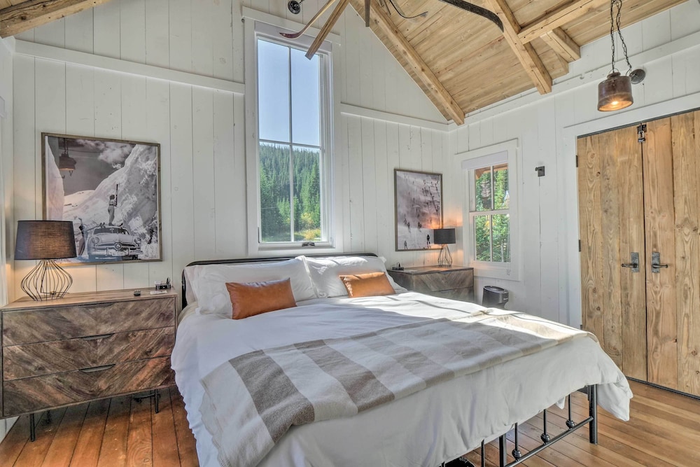 8 Mi to Ski: Custom-built Cabin in Breckenridge view 3