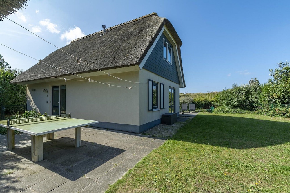 Atmospheric Detached Villa Near Beach