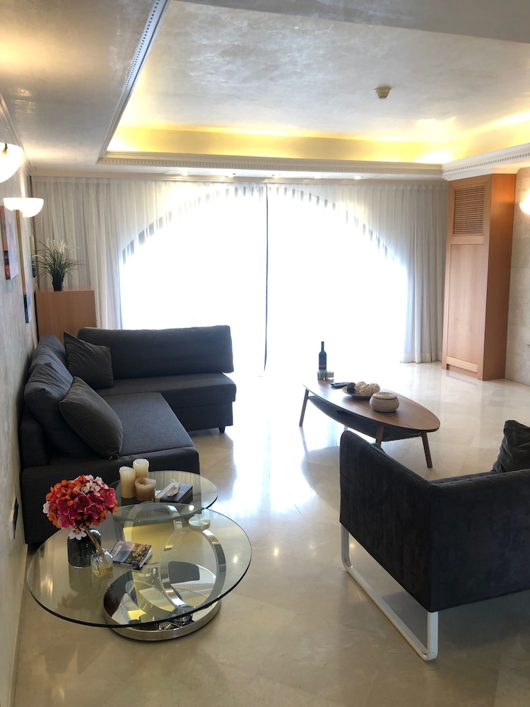 Mamilla's Penthouse