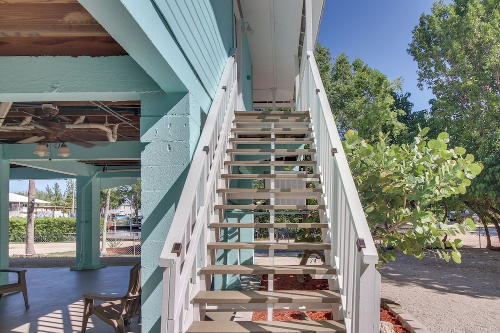 < 1 Mi to Pennekamp: Tranquil Escape w/ Dock