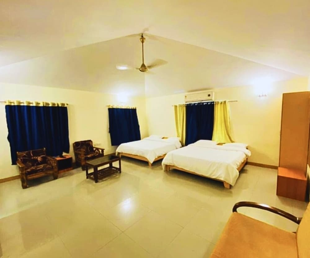Shrusti Farms Resort