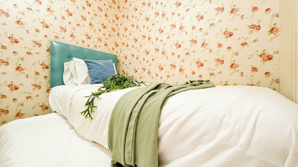 Good Deal And Homey 2Br Apartment Bassura City Near Mall