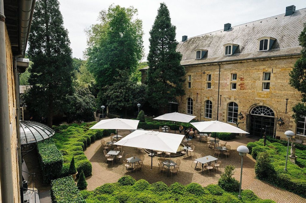 Corneli Residences Château St. Gerlach