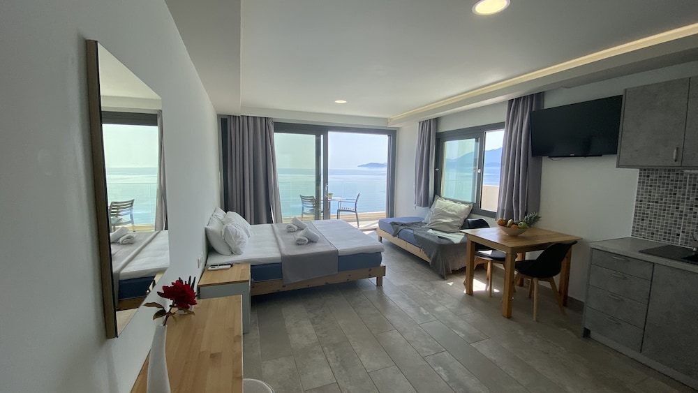 Ostria Apartments
