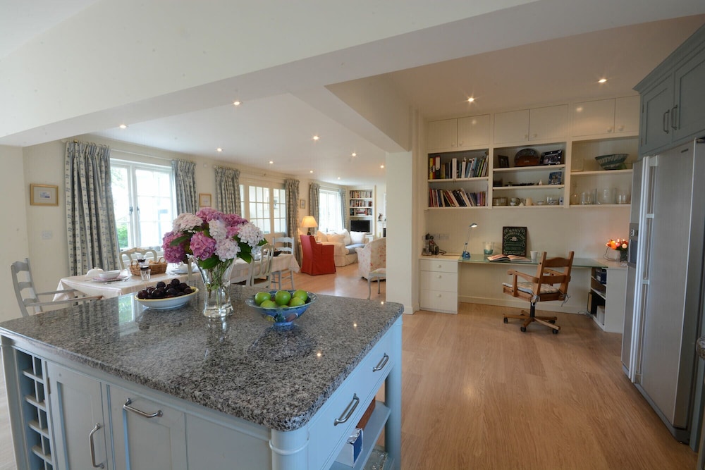 2 The Bays, Thorpeness
