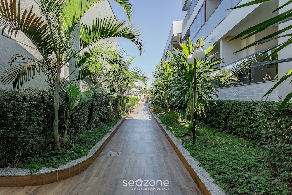 Apartments With Pools 200m From the sea Floripa-sc ADC