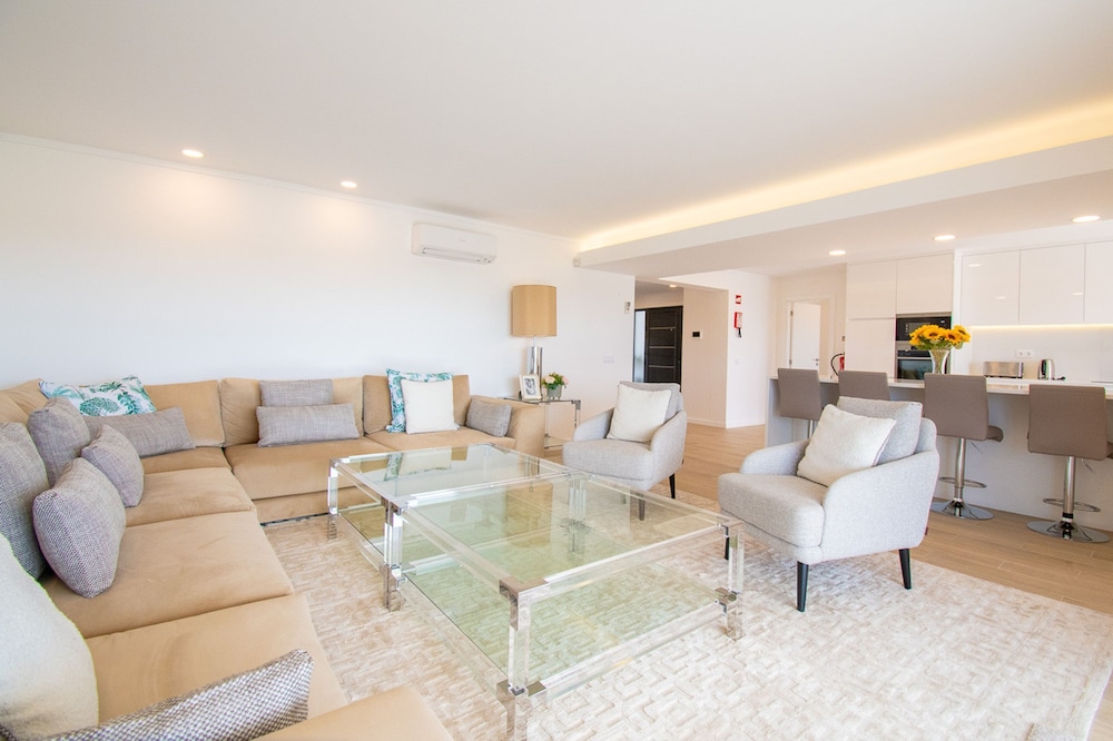 Ilha do Sol Luxury in an Ideal Location