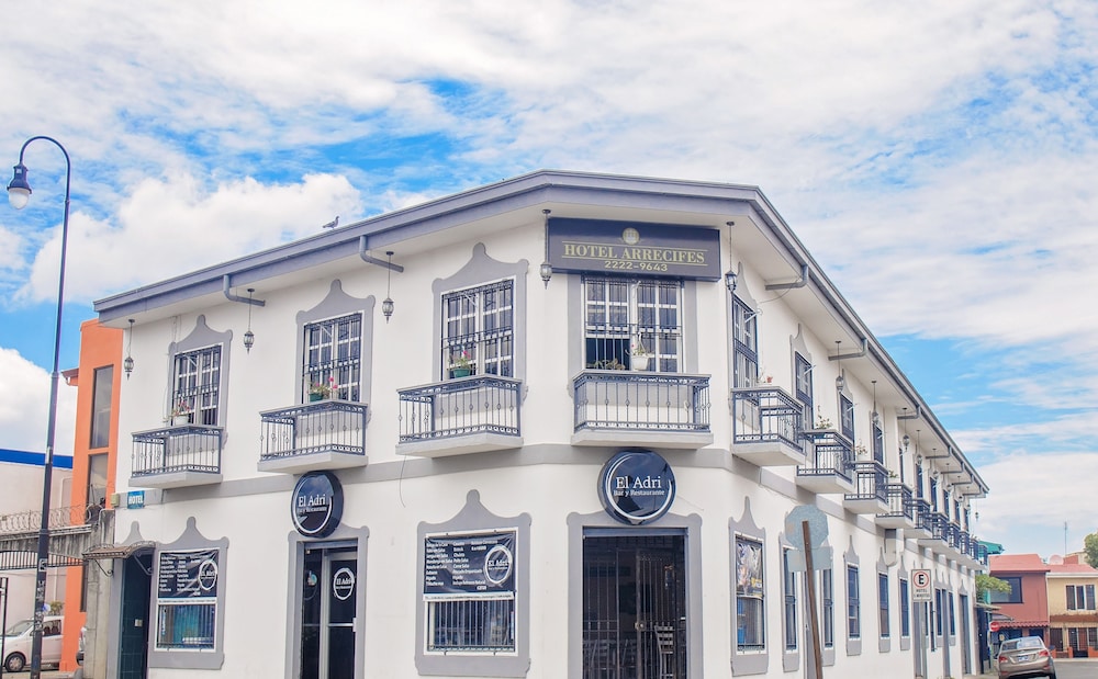 Hotel Arrecifes - Image 1