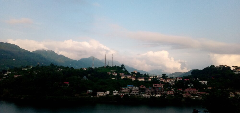Crystal LakeView Homestay view 5