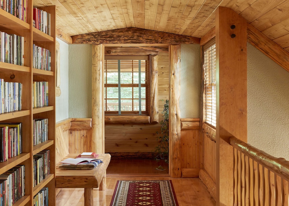 The Chatwal Lodge - Property Image 30