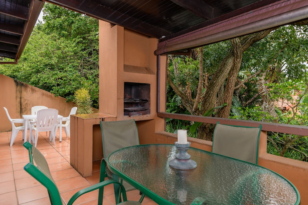 San Lameer Villa Rentals 2843