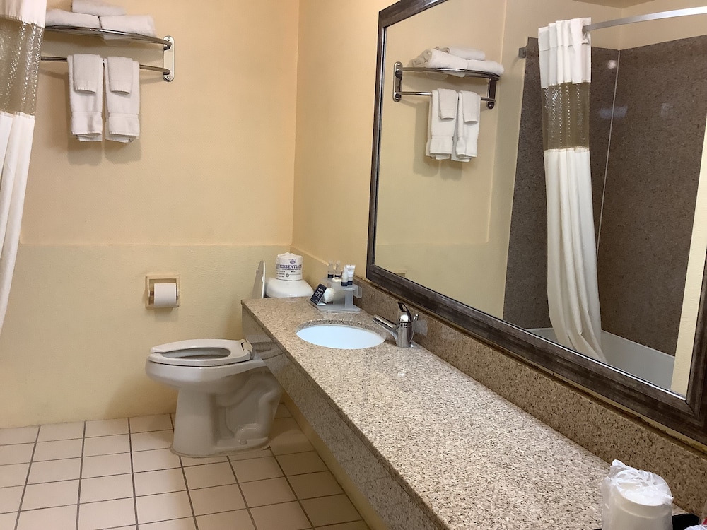 Dodge City Vacations - Silver Spur Vintage Inn  Suites - Property Image 19