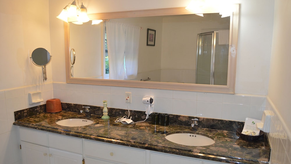 Oualie Beach Resort - Photo 15