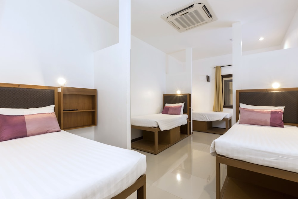 The Lantern Hostel and SPA