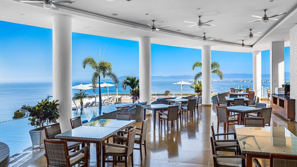 HOLT Grand Miramar Residences