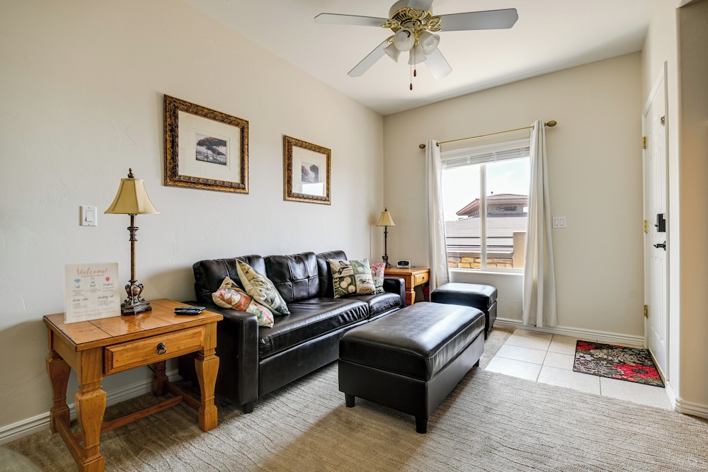 Golf Course Views & Private Deck: Mesquite Condo!
