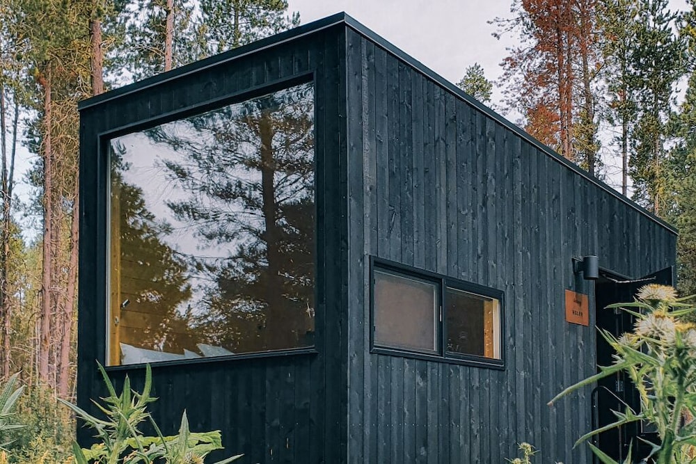 Postcard Cabins Mount Adams, Outdoor Collection by Marriott Bonvoy