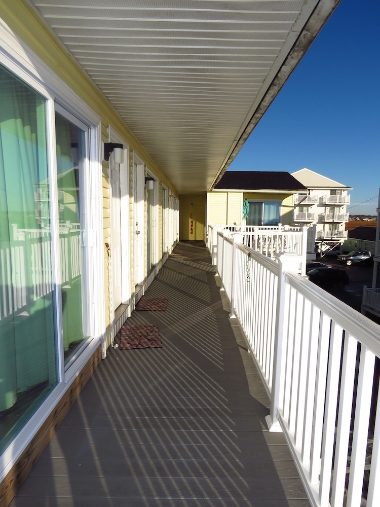 Breakers by the Sea - Property Image 29