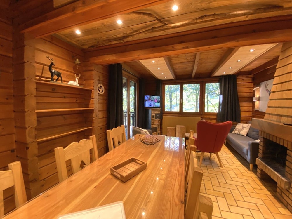 LE Renne Chalet en Bois au Calme Avec SPA Jacuzzi