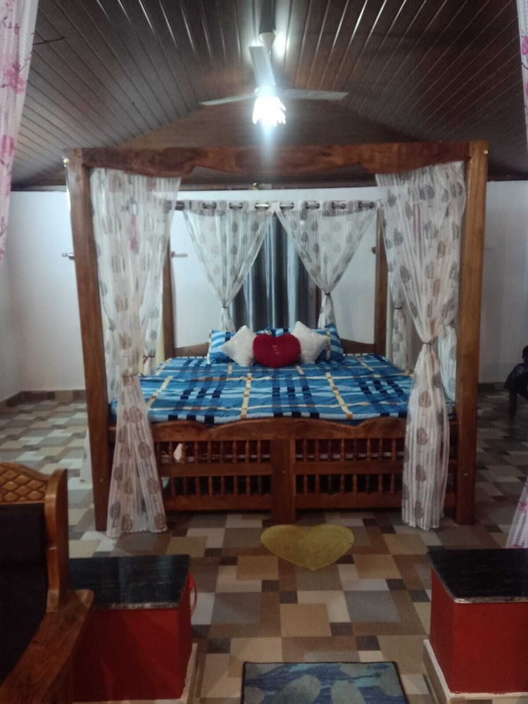 Valley Dew Village Stay