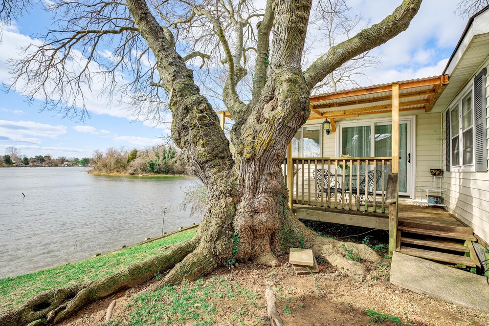 Cottage w/ Potomac River Views in Newburg! view 2