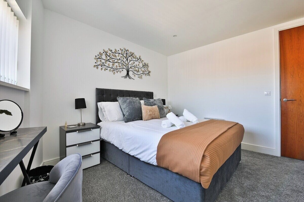 Just Stay Wales Beautiful 1 Bed Flat - Marina View