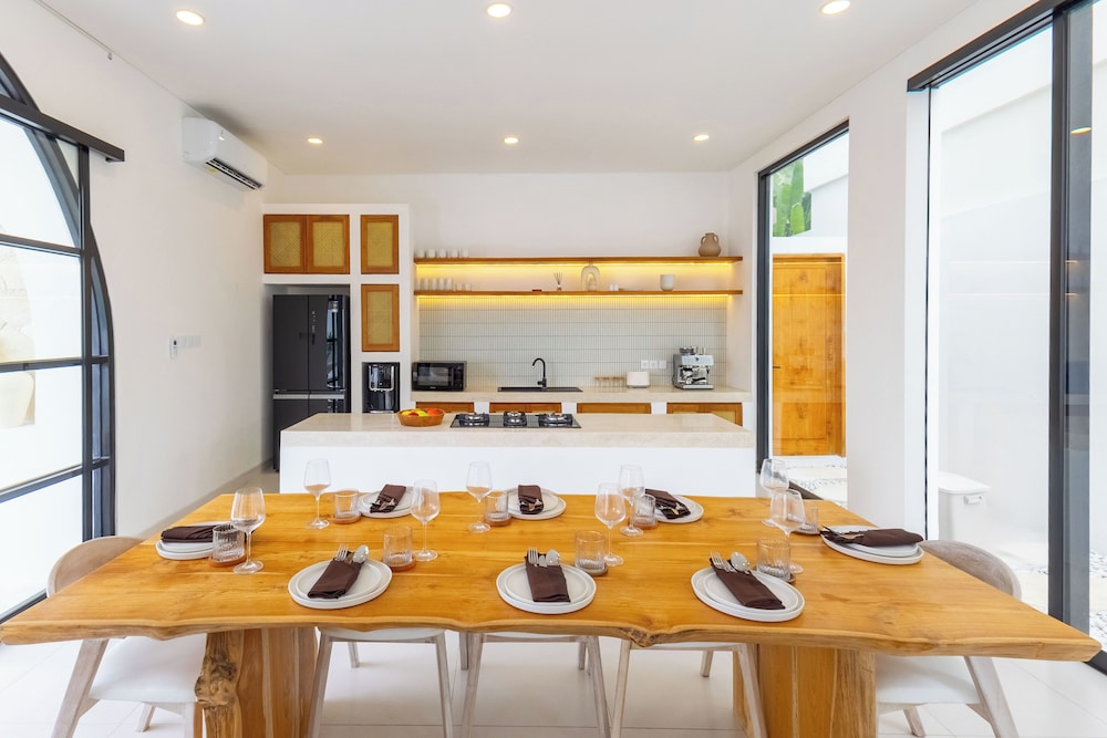 Villa Kalia by Pertama Management