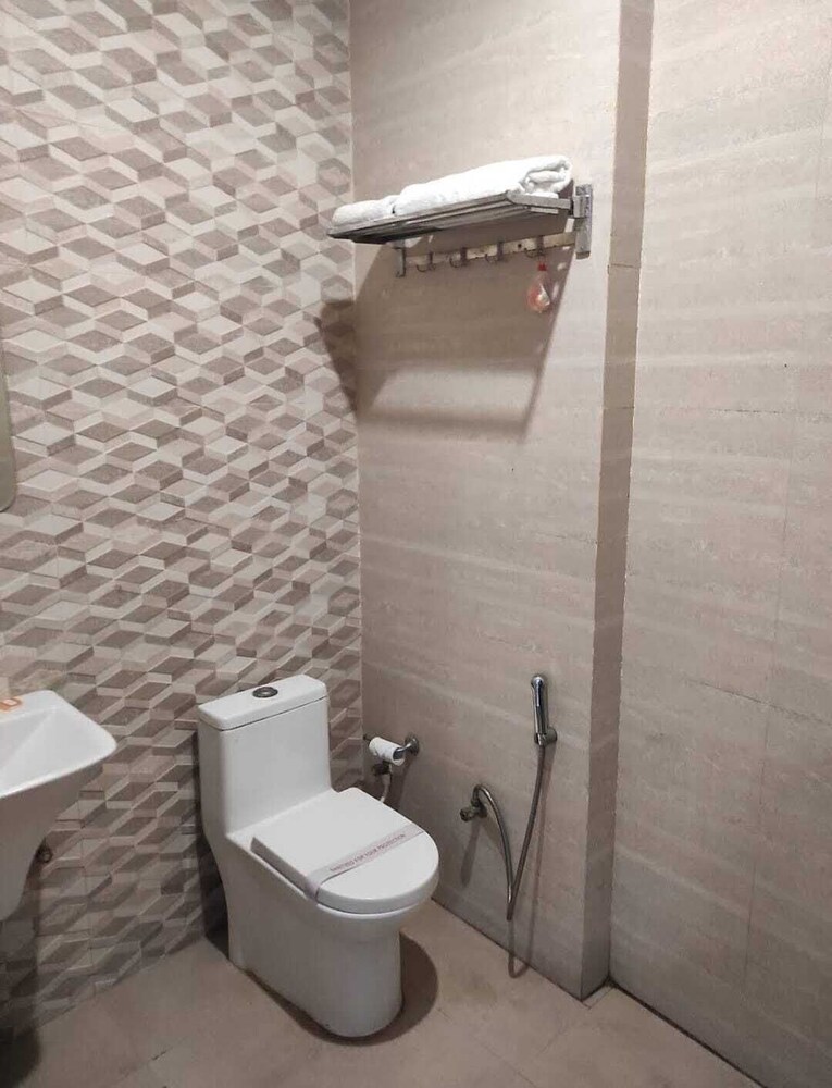 LAVIT HOTEL