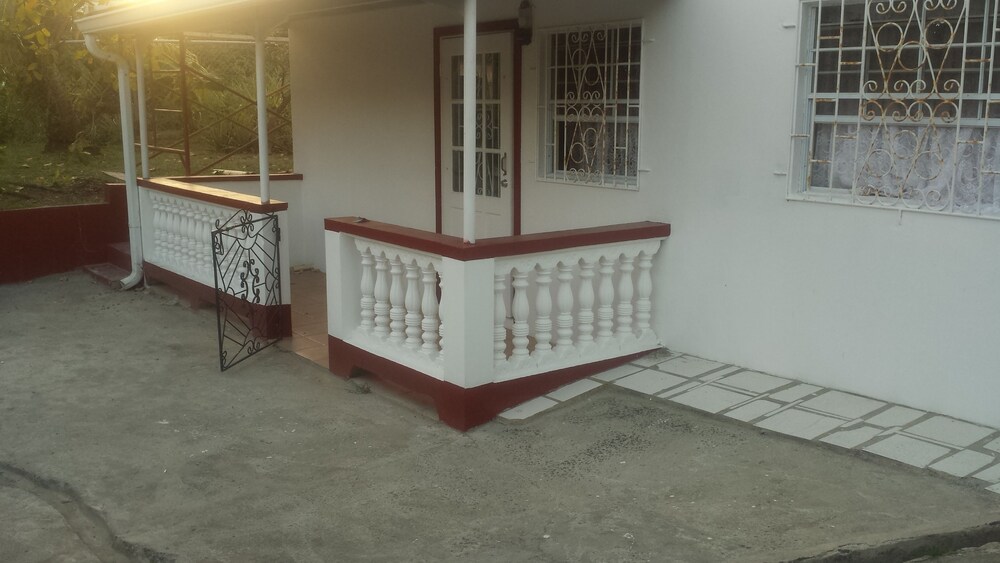 Hillside Hideaway view 4