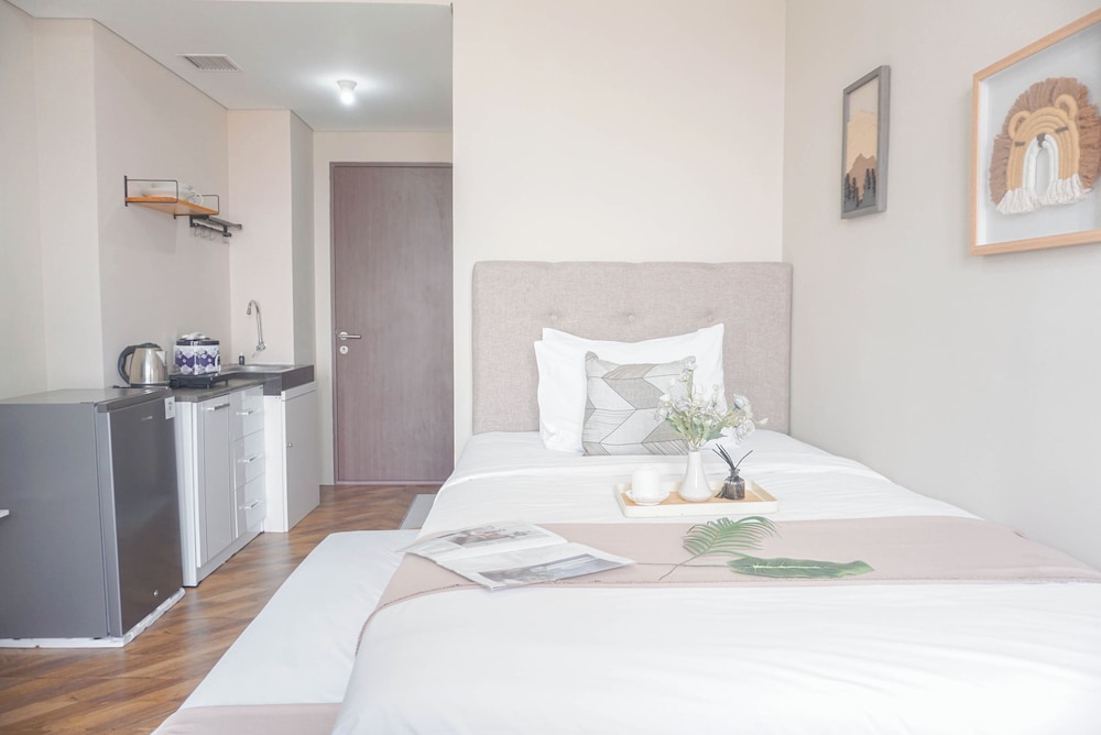 Homey Studio At Transpark Juanda Bekasi Timur Apartment