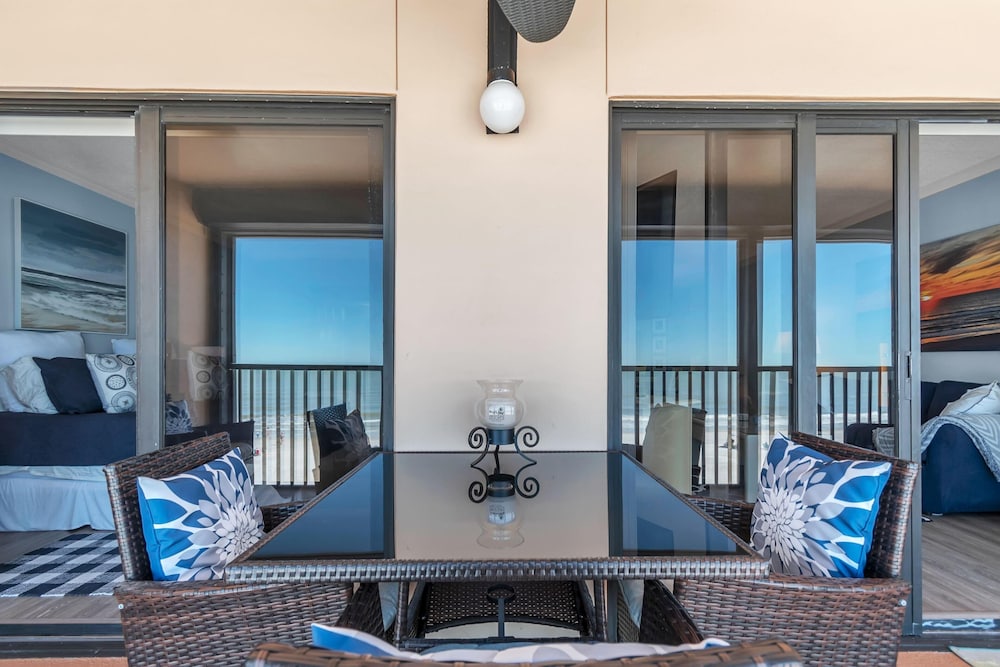 Villa Madeira 402 - Premier