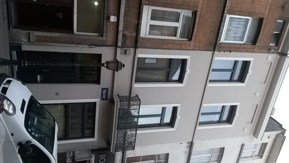 Midi Residence