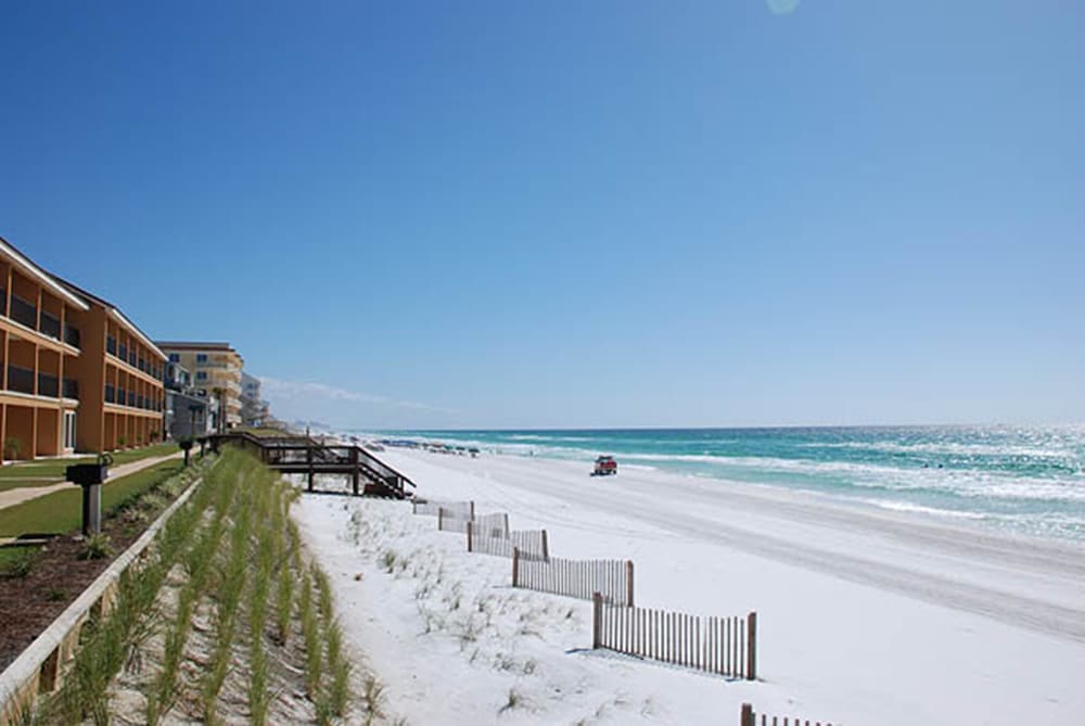 Coral Reef Club by Panhandle Getaways
